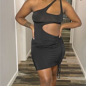 Elegant Black One-Shoulder Dress